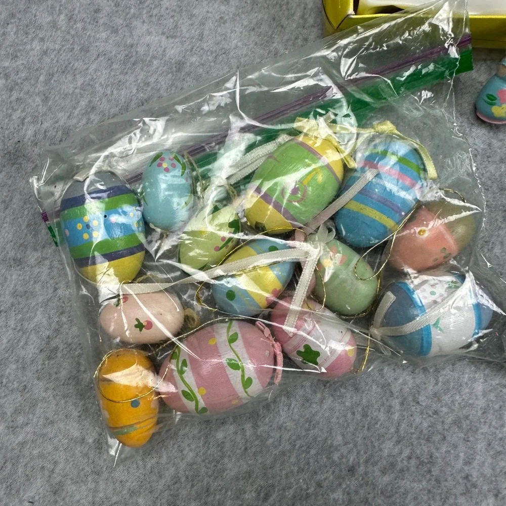 Vintage Wooden Easter Egg Ornaments Lot Hand Painted Pastel Bunny Figurine 40+pc